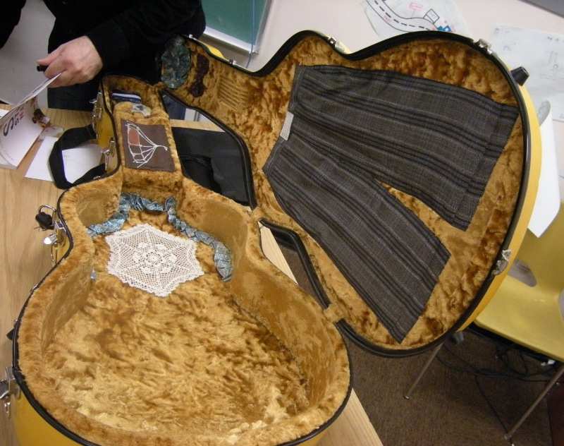 Voyageurguitar_case-2.jpg